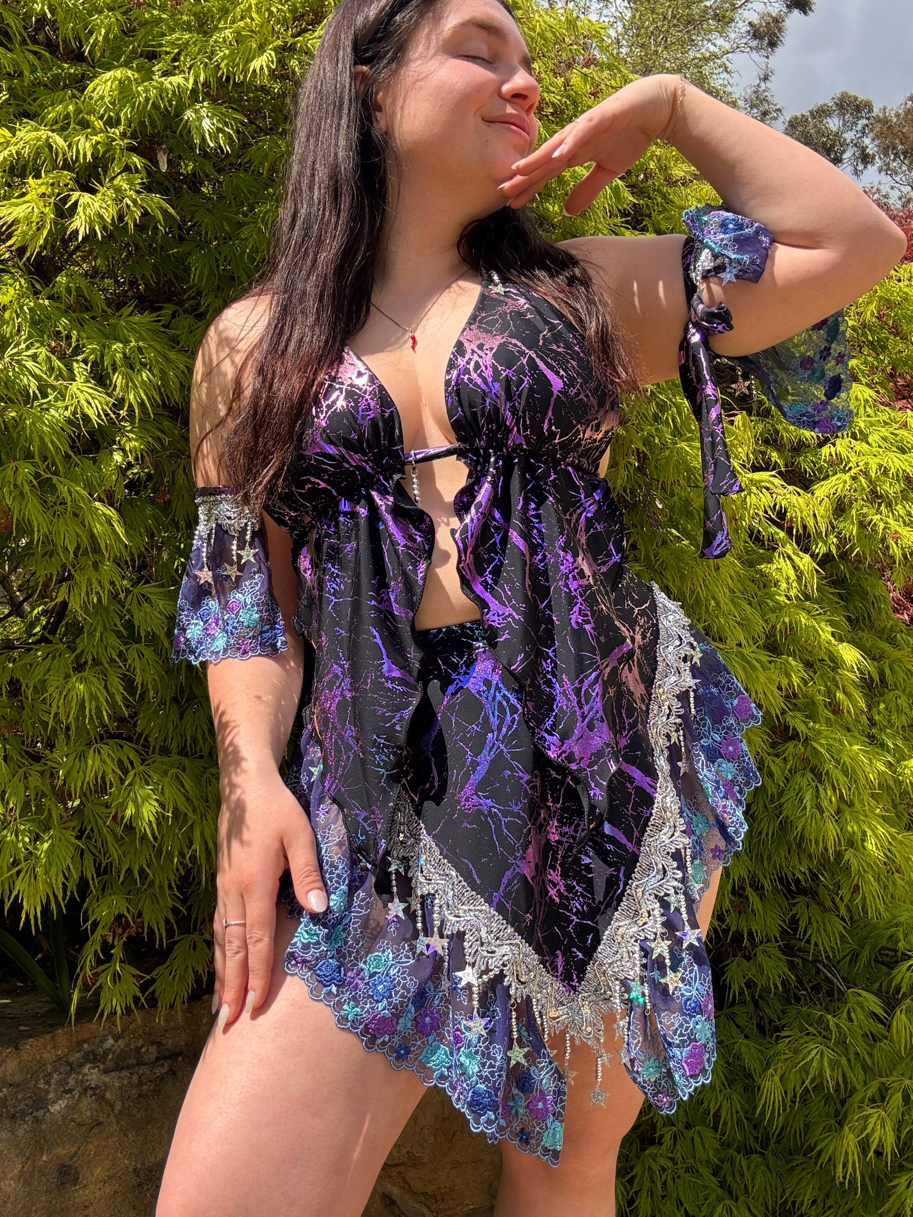 Electric Faye - size 6/8 AUS or 2/4 US